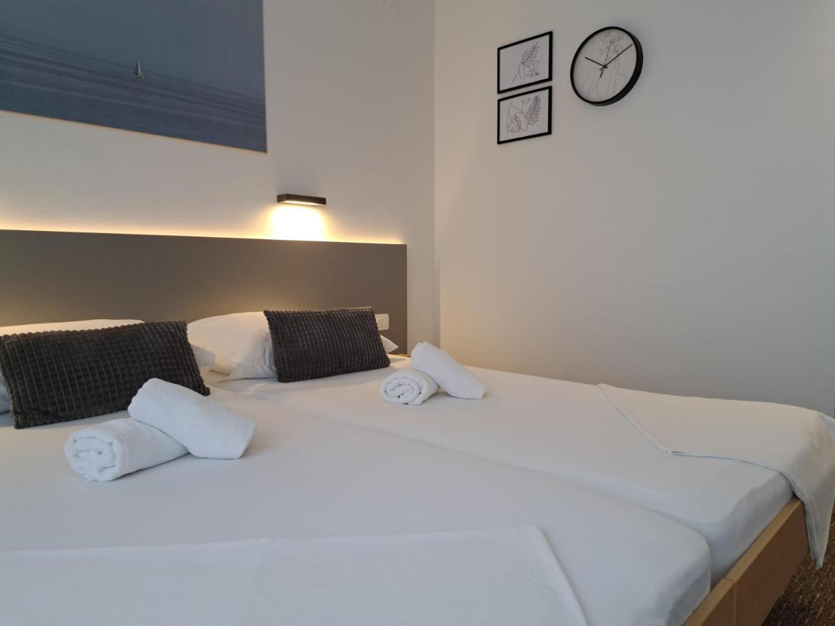 Rooms Zvonimir Stobreč Eksteriør bilde