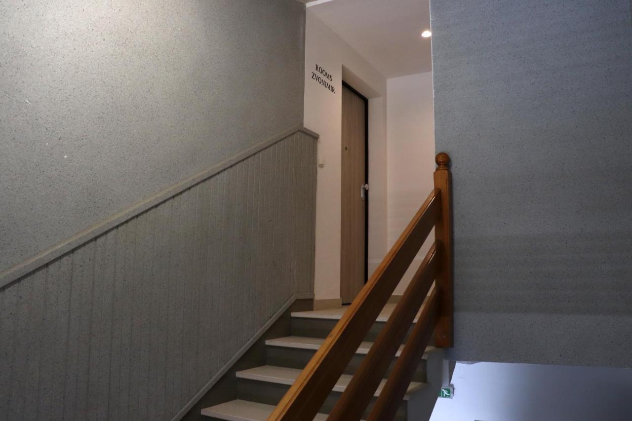 Rooms Zvonimir Stobreč Eksteriør bilde